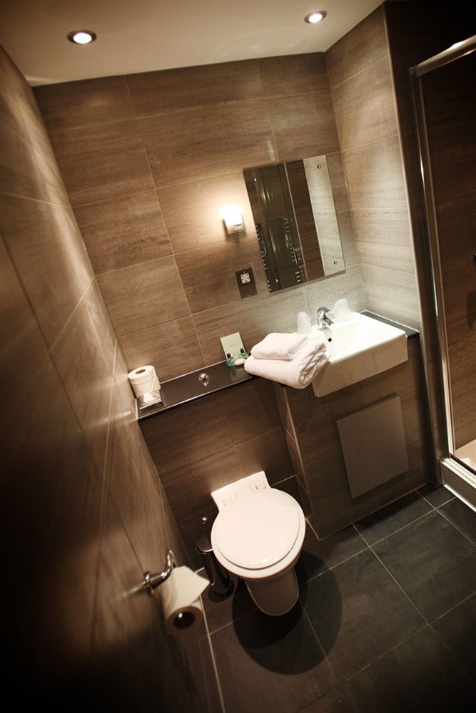 Eaton Hotel Бирмингем Экстерьер фото